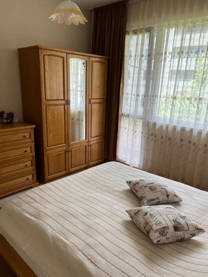 Apartment Acacia Varna Esterno foto